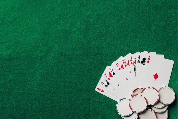 Real-time chat and result history on laguna tables Live chat and social features on laguna Baccarat table